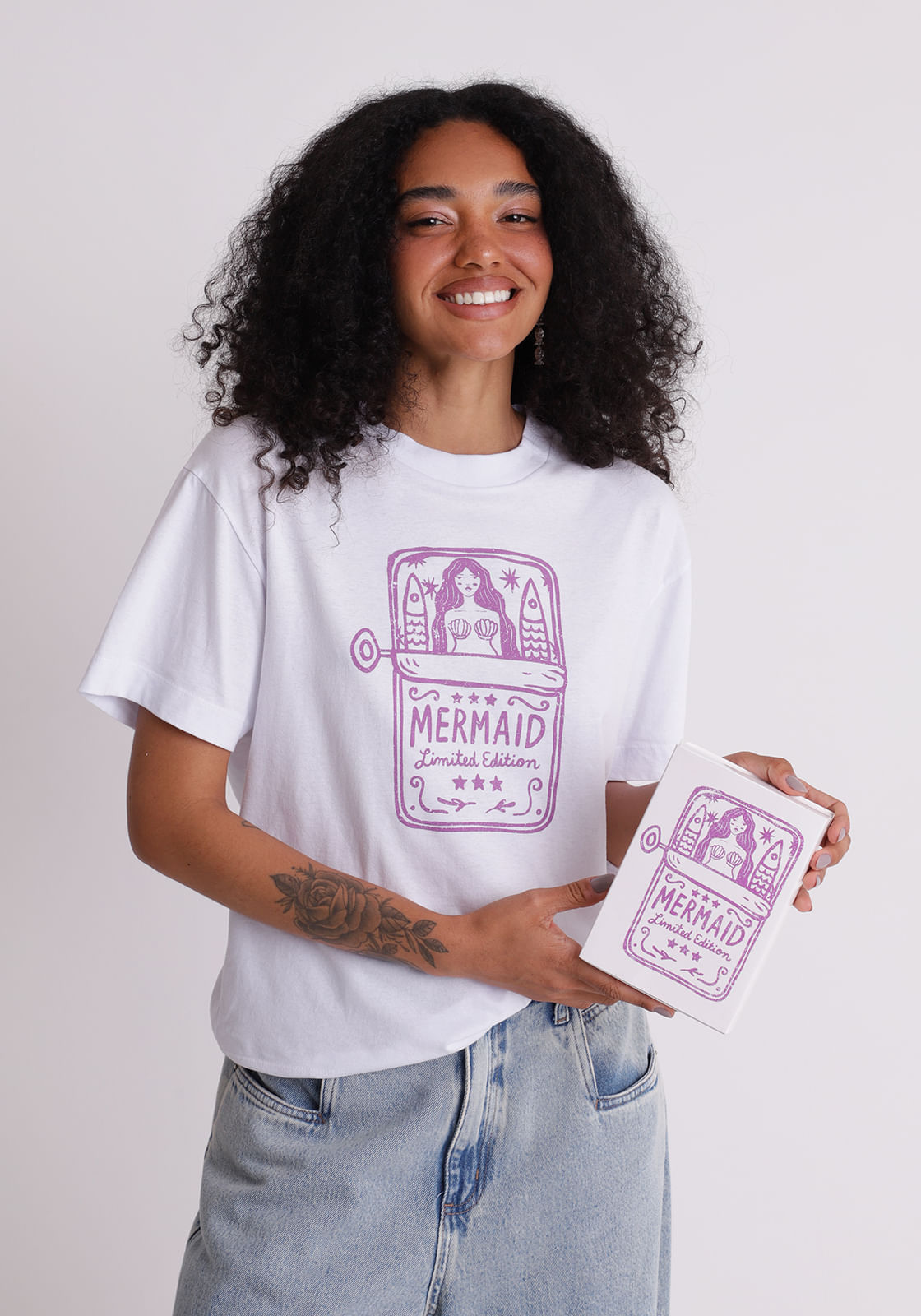 Camiseta regular estampada mermaid