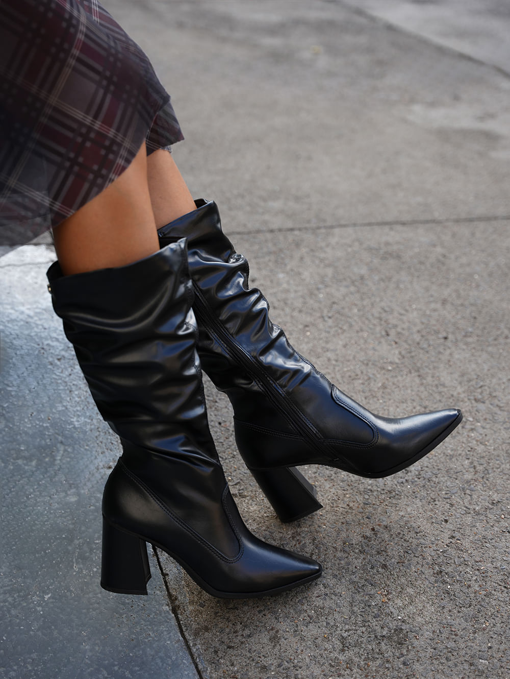 Bota Cano Longo Slouch Dakota Feminina PRETO