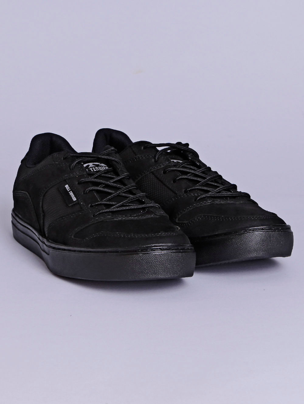 bull terrier tenis masculino