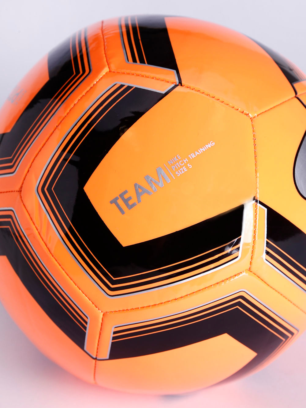 bola laranja da nike
