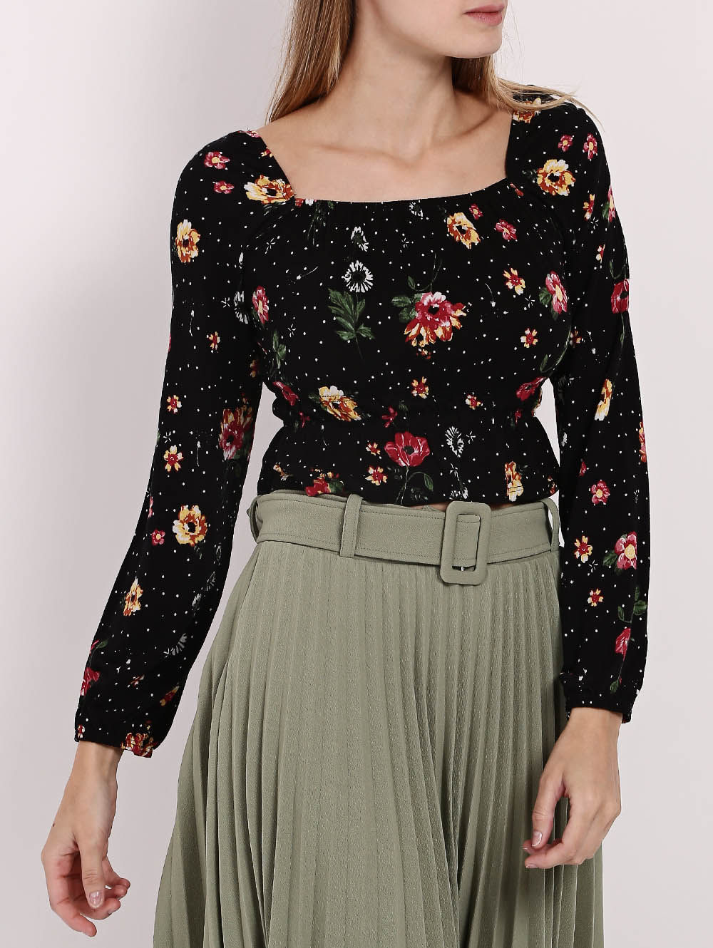 Blusa Cropped Manga Longa Autentique Feminina Preto Lojas Pompeia