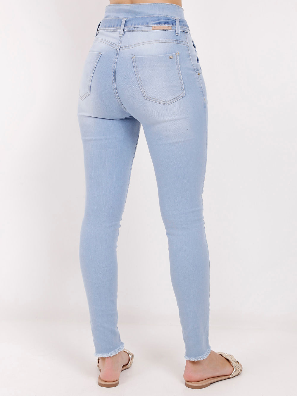 calça jeans feminina cinza claro
