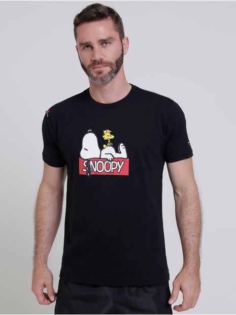 142311-camiseta-mc-adulto-snoop-preto-pompeia2