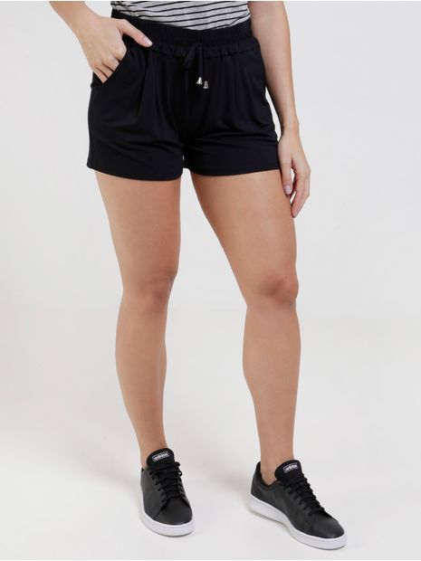 shorts preto de malha