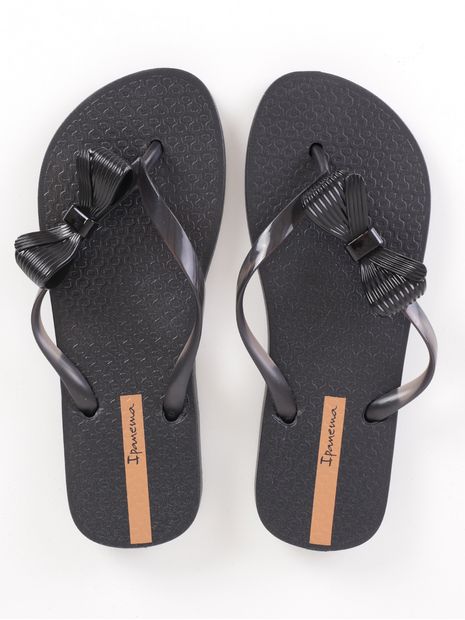 160334-chinelo-de-dedo-feminino-ipanema-preto-bege1